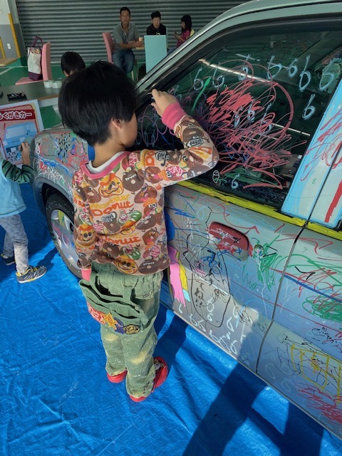 車に落書き